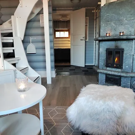 Soepoe Moekki Himoksella Palveluiden Vieressae Chalet *