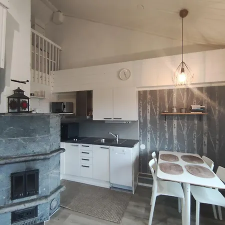 Soepoe Moekki Himoksella Palveluiden Vieressae * Jämsä